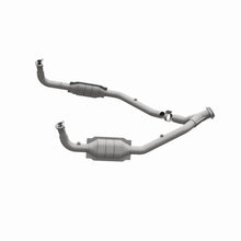 Load image into Gallery viewer, MagnaFlow DF Cat. Conv 97 Land Rover Defender 90 4.0L Y-Pipe Assy / 96-99 Discovery 4.0L Y-Pipe Assy