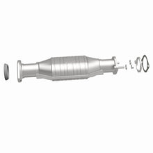 Load image into Gallery viewer, MagnaFlow Direct Fit Catalytic Converter 2003-2006 MONTERO 3.8 L Underbody