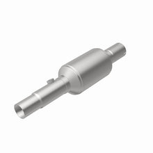Load image into Gallery viewer, MagnaFlow Direct Fit Catalytic Converter 96-98 Jeep Grand Cherokee Underbody