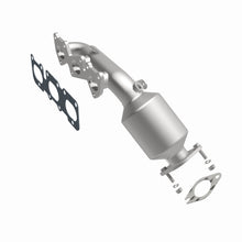 Load image into Gallery viewer, MagnaFlow Direct Fit Catalytic Converter 11-14 Hyundai Genesis V6-3.8L