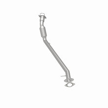 Load image into Gallery viewer, MagnaFlow Direct Fit Catalytic Converter California Grade 07-08 Chevrolet Uplander 3.9L
