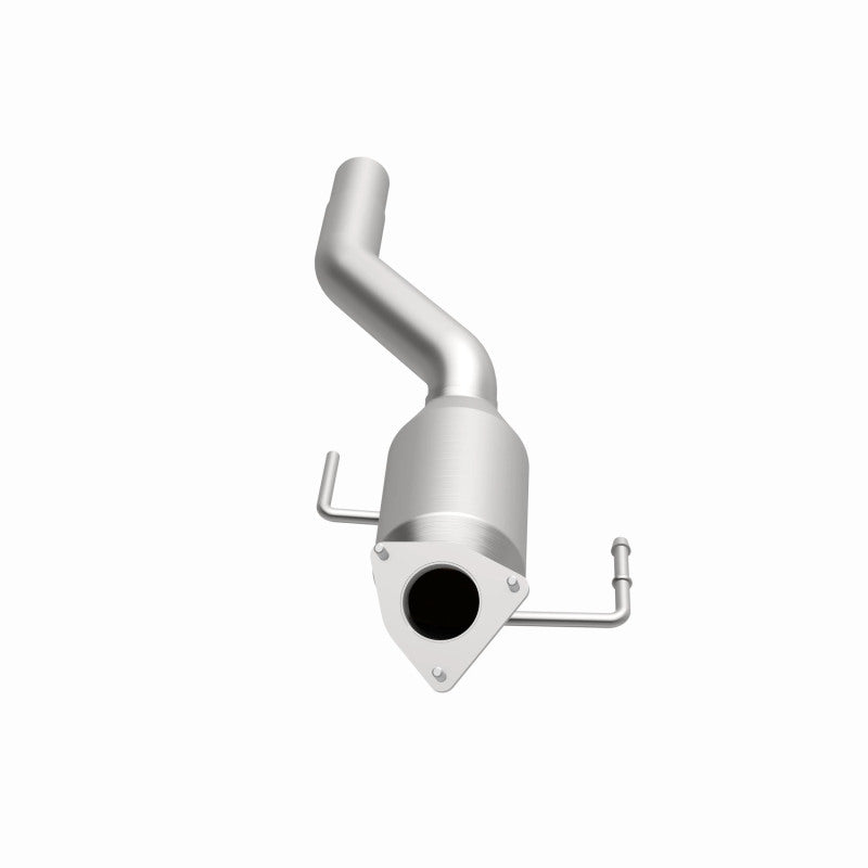 MagnaFlow Direct Fit Catalytic Converter 04-07 VW Touareg 4.2L Driver Side