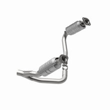 Load image into Gallery viewer, MagnaFlow Direct Fit Catalytic Conv 05-06 Dodge Dakota/2006 Mitsubishi Raider 3.7L Y-Pipe Assembly