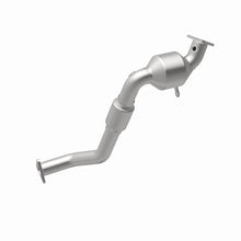 Load image into Gallery viewer, MagnaFlow Direct Fit Catalytic Converter 07 VW Touareg 3.6L Rear close