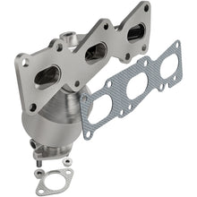 Load image into Gallery viewer, MagnaFlow Direct Fit Catalytic Converter 07-08 Hyundai Veracruz 3.8L