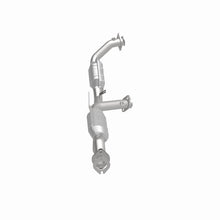 Load image into Gallery viewer, MagnaFlow Direct Fit Catalytic Converter 96-99 Taurus 3.0L