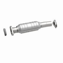 Load image into Gallery viewer, MagnaFlow Direct Fit Catalytic Converter 04 Toyota Sienna 3.3L