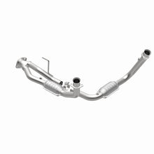 Load image into Gallery viewer, MagnaFlow Direct Fit Catalytic Converter 05-06 Jeep Grand Cherokee 3.7L Y-Pipe Assembly