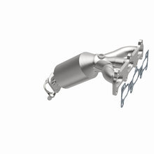 Load image into Gallery viewer, MagnaFlow Direct Fit Catalytic Converter 05-08 Kia Sportage 2.7L Passenger Side