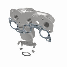 Load image into Gallery viewer, MagnaFlow Direct Fit Catalytic Converter 00-04 Sienna/Avalon 3.0L