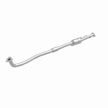 Load image into Gallery viewer, MagnaFlow Direct Fit Catalytic Converter 1989-1990 CAMRY 2.0L Underbody