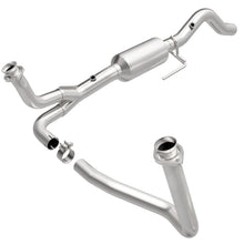 Load image into Gallery viewer, MagnaFlow Direct Fit Catalytic Converter 00-03 Durango 4WD OEM