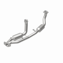Load image into Gallery viewer, MagnaFlow Direct Fit Catalytic Converter 99-00 Windstar 3.0L V6