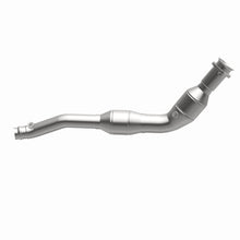 Load image into Gallery viewer, MagnaFlow Direct Fit Catalytic Converter 2014-2016 Land Rover LR4 V6 3 OEM Underbody