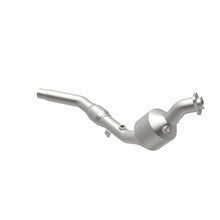 Load image into Gallery viewer, MagnaFlow Direct Fit Catalytic Converter 02-03 Freelander 2.5L