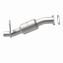 Load image into Gallery viewer, MagnaFlow Direct Fit Catalytic Converter 05 Silverado 2500HD 6.0L