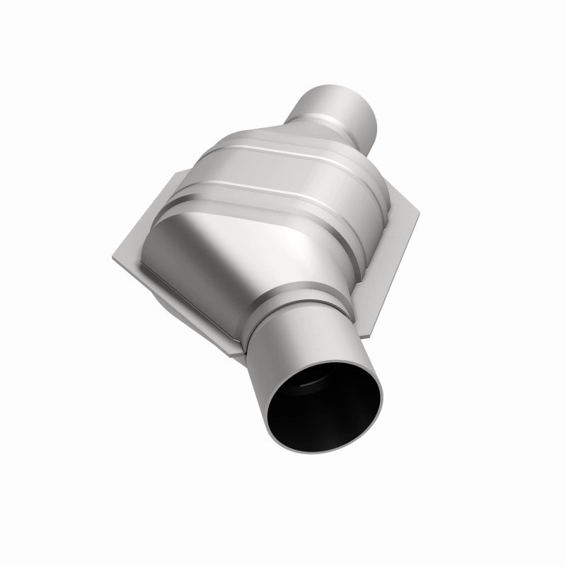 MagnaFlow Universal Catalytic Converter 2.25in Inlet/Outlet Angled Offset/Center Calif OBDII