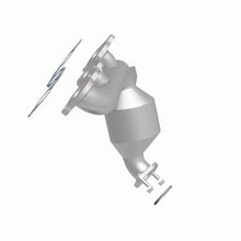 Load image into Gallery viewer, MagnaFlow Direct Fit Catalytic Converter 04-06 Toyota Sienna 3.3L