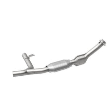 Load image into Gallery viewer, MagnaFlow Direct Fit Catalytic Converter 99-00 Ford Trucks 5.4L