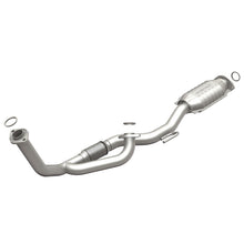 Load image into Gallery viewer, MagnaFlow Direct Fit Catalytic Converter 98-03 Avalon/Camry 3.0L