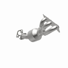 Load image into Gallery viewer, MagnaFlow Direct Fit Catalytic Converter 06-08 BMW Z4 3.0L rr