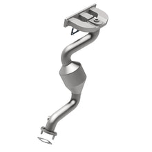 Load image into Gallery viewer, MagnaFlow DF Catalytic Conv BMW 99-00 323 2.5L / 99-00 328 2.8L / 99-00 Z3 2.5L/2.8L California