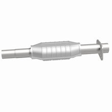 Load image into Gallery viewer, MagnaFlow Direct Fit Catalytic Converter Gm