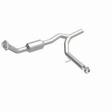 Load image into Gallery viewer, MagnaFlow DF Cat. Conv 07-08 Ford F-150 Pickup 5.4L P/S / 12/06-08 Lincoln Truck Mark LT 5.4L P/S
