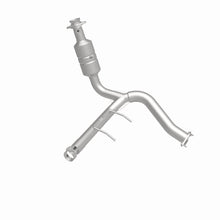 Load image into Gallery viewer, MagnaFlow Direct Fit Catalytic Converter 2009-2010 F-150 4.6 L Underbody