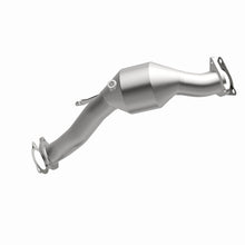 Load image into Gallery viewer, MagnaFlow Direct Fit Catalytic Converter 11-15 Audi Q7 V6 3.0L - 2.5in Pipe Dia 24.375in L