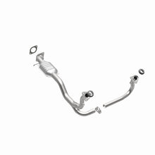 Load image into Gallery viewer, MagnaFlow Direct Fit Catalytic Converter 2000 Chevy Blazer 4.3L 4WD