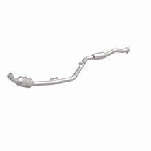 Load image into Gallery viewer, MagnaFlow Direct Fit Catalytic Converter OEM 2007 Mercedes-Benz E350 Underbody - 67.5in Length