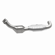 Load image into Gallery viewer, MagnaFlow Direct Fit Catalytic Converter 01-04 Ford F-150 4.2L 2wd