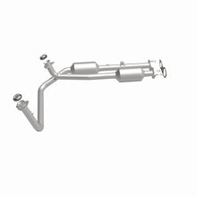 Load image into Gallery viewer, MagnaFlow Direct Fit Catalytic Converter California Grade 96-00 GM Tahoe/Yukon/Escalade 5.7L