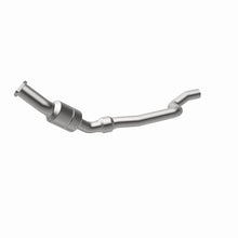 Load image into Gallery viewer, MagnaFlow Direct Fit Catalytic Converter 06-14 Chrysler 300 5.7L