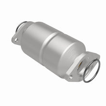 Load image into Gallery viewer, MagnaFlow Direct Fit Catalytic Converter 93-94 Corolla/Prizm CA