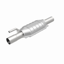 Load image into Gallery viewer, MagnaFlow Direct Fit Catalytic Converter 95 Dodge Ram 2500Hd 5.9L/8.
