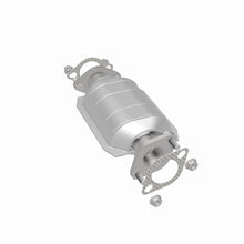 Load image into Gallery viewer, MagnaFlow Direct Fit Catalytic Converter 05-06 Kia Sportage 2.0L