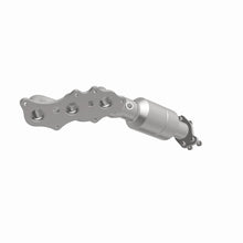 Load image into Gallery viewer, MagnaFlow Direct Fit Catalytic Converter 10-12 Toyota FJ/4Runner 4.0L