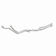 Load image into Gallery viewer, MagnaFlow Direct Fit Catalytic Converter BMW 80 88