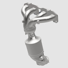 Load image into Gallery viewer, MagnaFlow Direct Fit Catalytic Converter California Grade CARB Compliant 07-10 Nissan Altima L4 2.5L