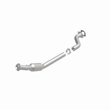 Load image into Gallery viewer, MagnaFlow Direct Fit Catalytic Converter 2005-2006 Pontiac GTO 6.0L Underbody