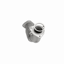 Load image into Gallery viewer, MagnaFlow Direct Fit Catalytic Converter 99-02 Toyota 4 Runner 3.4L Front