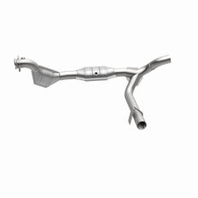 Load image into Gallery viewer, MagnaFlow Direct Fit Catalytic Converter 01 Ford Trucks 4.6L