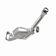 Load image into Gallery viewer, MagnaFlow Direct Fit Catalytic Converter 01-04 Explorer OEM