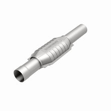 Load image into Gallery viewer, MagnaFlow Direct Fit Catalytic Converter Gm