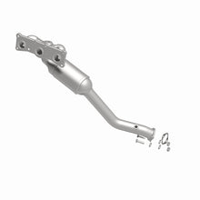 Load image into Gallery viewer, MagnaFlow Direct Fit Catalytic Converter BMW 3 06-09 Front OEM