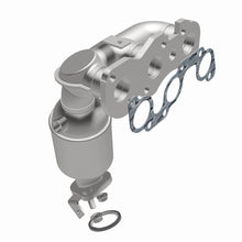 Load image into Gallery viewer, MagnaFlow Direct Fit Catalytic Converter 00-04 Sienna/Avalon 3.0L