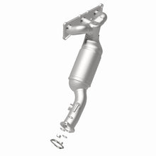 Load image into Gallery viewer, MagnaFlow Direct Fit Catalytic Converter 09-10 528i 3.0L Rear