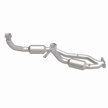 Load image into Gallery viewer, MagnaFlow Direct Fit Catalytic Converter 99-00 Windstar 3.0L V6